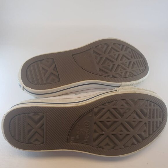 Converse All Star White Canvas Sneakers Youth's Size 13 Lace Up - Picture 7 of 7